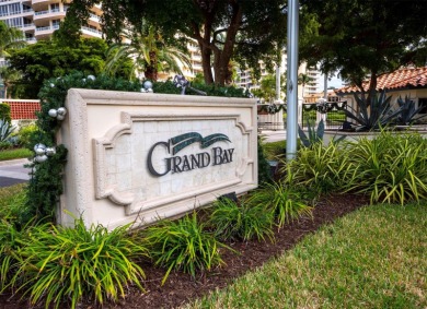 Beautifully renovated and offered turnkey furnished, this 3BR/3 on Longboat Key Golf Club Resort in Florida - for sale on GolfHomes.com, golf home, golf lot