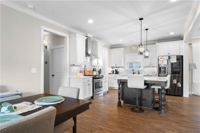 Beautifully maintained 4-bed, 3.5-bath home with a 3-car garage on The Auburn University Club in Alabama - for sale on GolfHomes.com, golf home, golf lot