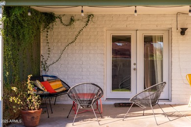 Incredibly well-cared-for Central Tempe gem-just a short walk to on Ken McDonald Golf Course in Arizona - for sale on GolfHomes.com, golf home, golf lot