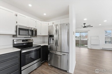 This top-floor 2-bed, 2-bath condo in the Peachtree/Collindale on Collindale Golf Course in Colorado - for sale on GolfHomes.com, golf home, golf lot