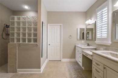 FABULOUS 3/2.5 Bridgeport with HEATED POOL, HOT TUB, and on The Links of Spruce Creek in Florida - for sale on GolfHomes.com, golf home, golf lot