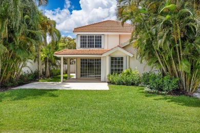 Beautifully updated & recently renovated home in the highly on PGA National Golf Club in Florida - for sale on GolfHomes.com, golf home, golf lot