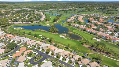 Beautifully updated & recently renovated home in the highly on PGA National Golf Club in Florida - for sale on GolfHomes.com, golf home, golf lot
