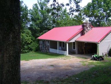 A GREAT FAMILY HOME, A MUST SEE AND ITS PRICED TO SELL !! Nice on The Course At Turkey Mountain in Arkansas - for sale on GolfHomes.com, golf home, golf lot