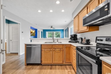 Welcome to this beautiful 2 bedroom, 2 bathroom in the highly on River Oaks Golf Plantation  in South Carolina - for sale on GolfHomes.com, golf home, golf lot