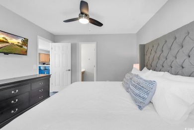Welcome to this beautiful 2 bedroom, 2 bathroom in the highly on River Oaks Golf Plantation  in South Carolina - for sale on GolfHomes.com, golf home, golf lot