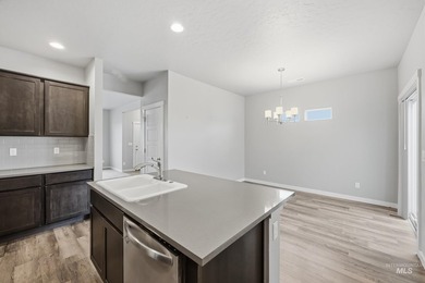 Welcome to this well-appointed three-bedroom on Eagle Legacy Golf Course in Idaho - for sale on GolfHomes.com, golf home, golf lot