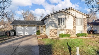 If you're looking for the perfect sweat equity opportunity, then on St. Peters Golf Course in Missouri - for sale on GolfHomes.com, golf home, golf lot