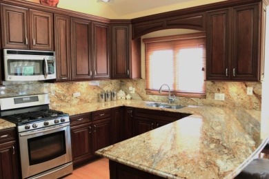 BOATING AND GOLF right outside your door. Beautifully updated on Antioch Golf Club in Illinois - for sale on GolfHomes.com, golf home, golf lot