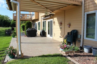 BOATING AND GOLF right outside your door. Beautifully updated on Antioch Golf Club in Illinois - for sale on GolfHomes.com, golf home, golf lot