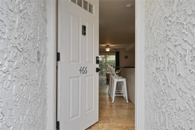 GOLFERS HAVEN CLOSE TO DOWNTOWN!  Fantastic opportunity to own a on Dubsdread Golf Course in Florida - for sale on GolfHomes.com, golf home, golf lot