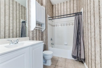 Charming 3 bed, 2 bath one owner home in the highly desirable on Heritage Ranch Golf and Country Club in Texas - for sale on GolfHomes.com, golf home, golf lot