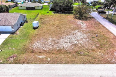 Exclusively presented by Sunland Real Estate: Rare 0.25-acre lot on El Rio Golf Course and Club in Florida - for sale on GolfHomes.com, golf home, golf lot