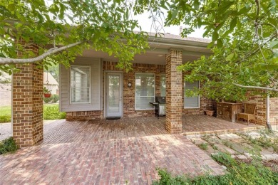Charming 3 bed, 2 bath one owner home in the highly desirable on Heritage Ranch Golf and Country Club in Texas - for sale on GolfHomes.com, golf home, golf lot