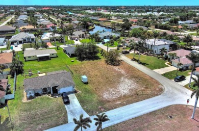 Exclusively presented by Sunland Real Estate: Rare 0.25-acre lot on El Rio Golf Course and Club in Florida - for sale on GolfHomes.com, golf home, golf lot