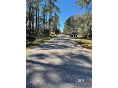 Beautiful wooded lot located on Dauphin Island near the Gulf of on Isle Dauphine Club Golf Course in Alabama - for sale on GolfHomes.com, golf home, golf lot