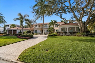 Wonderful property on a Double Lot  150* by 150* (over half an on The Renaisssance Vinoy Golf Club in Florida - for sale on GolfHomes.com, golf home, golf lot