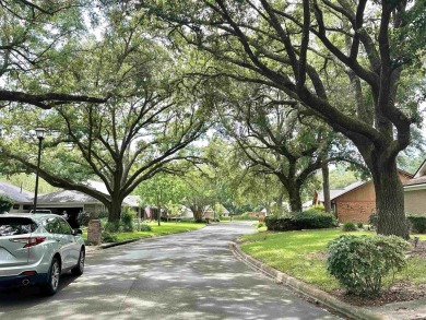 FIRST RIGHT OF REFUSAL!// Welcome to this Charming 4-Bedroom on Killearn Country Club and Inn in Florida - for sale on GolfHomes.com, golf home, golf lot