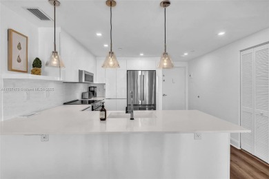 This beautiful 2 bedroom/ 2 bathroom condo has gorgeous views of on Turnberry Isle Resort and Club in Florida - for sale on GolfHomes.com, golf home, golf lot