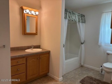 What a wonderful home in Fairways at Mays Landing.  This on Mays Landing Golf and Country Club in New Jersey - for sale on GolfHomes.com, golf home, golf lot