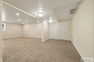 6 BEDROOM, 3 BATH, 4216 SQ. FT. HOME located in the beautiful on Sage Lakes Municipal Golf Course in Idaho - for sale on GolfHomes.com, golf home, golf lot