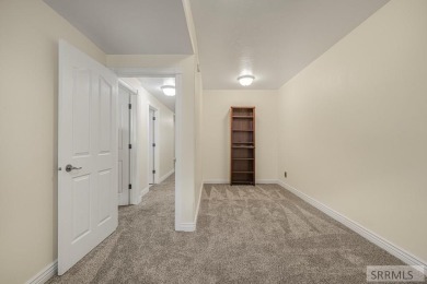 6 BEDROOM, 3 BATH, 4216 SQ. FT. HOME located in the beautiful on Sage Lakes Municipal Golf Course in Idaho - for sale on GolfHomes.com, golf home, golf lot