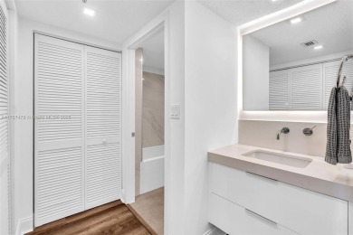 This beautiful 2 bedroom/ 2 bathroom condo has gorgeous views of on Turnberry Isle Resort and Club in Florida - for sale on GolfHomes.com, golf home, golf lot