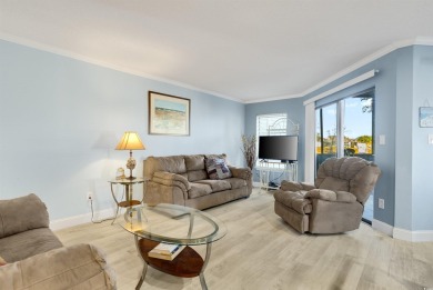 This 2 BR/2 BR 1st floor unit at Golf Glenn Villas is located on Beachwood Golf Club in South Carolina - for sale on GolfHomes.com, golf home, golf lot