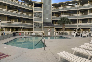 This 2 BR/2 BR 1st floor unit at Golf Glenn Villas is located on Beachwood Golf Club in South Carolina - for sale on GolfHomes.com, golf home, golf lot