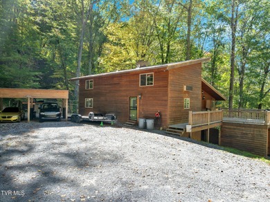 Welcome home to 2713 Country Club Road! Whether you are an avid on Lonesome Pine Country Club in Virginia - for sale on GolfHomes.com, golf home, golf lot