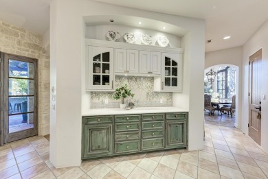 Move right in! This 4 BR 4 bath home is sold fully furnished! on Ram Rock Golf Course in Texas - for sale on GolfHomes.com, golf home, golf lot