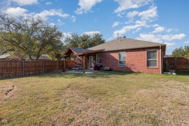 Priced to sell! This lovely 3-bedroom, 2-bathroom house, larger on Jim Boggs in Texas - for sale on GolfHomes.com, golf home, golf lot