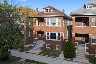 A complete booklet with financial details, a list of building on Marquette Park Golf Course in Illinois - for sale on GolfHomes.com, golf home, golf lot