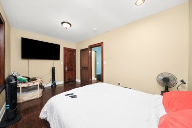 A complete booklet with financial details, a list of building on Marquette Park Golf Course in Illinois - for sale on GolfHomes.com, golf home, golf lot