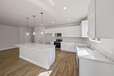 A MUST SEE... PRICED TO SELL!! Beautiful new construction with 3 on The Club At Runaway Bay in Texas - for sale on GolfHomes.com, golf home, golf lot