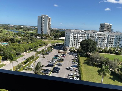 Make this 2br 2bath unit your forever home.  It has new flooring on The President Country Club in Florida - for sale on GolfHomes.com, golf home, golf lot