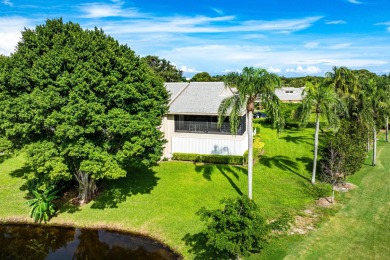 Contemporary penthouse in Eastgate at Hunters Run Country Club on  in Florida - for sale on GolfHomes.com, golf home, golf lot
