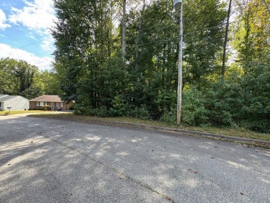 Wooded lot in the city, near the former Southern Hills golf on Rays Creek Golf Course in Virginia - for sale on GolfHomes.com, golf home, golf lot