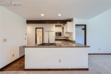 Welcome to this charming townhome located in the exclusive on Kissing Camels Golf Course in Colorado - for sale on GolfHomes.com, golf home, golf lot