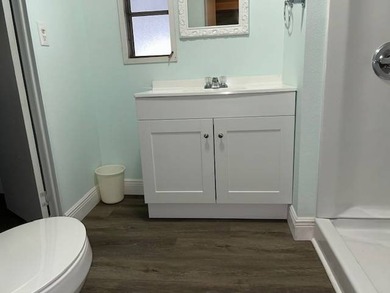 Amazing 3 bedroom, 2 full-bath double-wide could be yours in on Wedgewood Golf Club in Florida - for sale on GolfHomes.com, golf home, golf lot