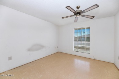 Calling all flippers, investors, and visionaries! This 3-bedroom on Sun City Lakes West and East in Arizona - for sale on GolfHomes.com, golf home, golf lot