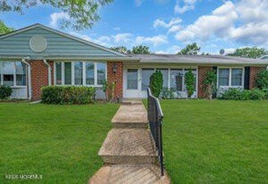 Move-in ready. This well maintained end-unit is sure to please on Leisure Village East in New Jersey - for sale on GolfHomes.com, golf home, golf lot