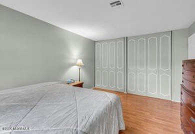 Move-in ready. This well maintained end-unit is sure to please on Leisure Village East in New Jersey - for sale on GolfHomes.com, golf home, golf lot