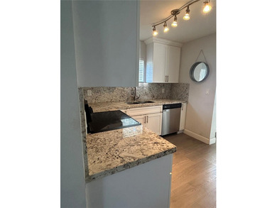 Corner lot home in the heart of College Park. The property sits on Dubsdread Golf Course in Florida - for sale on GolfHomes.com, golf home, golf lot