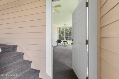 This 3 BR, 2.5 bathroom Osprey Ridge end unit condo in the on Sea Trail Golf Resort in North Carolina - for sale on GolfHomes.com, golf home, golf lot