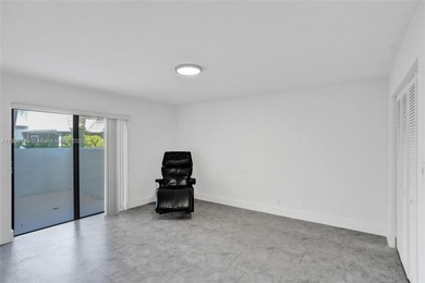 Beautiful Corner Villa/Condo overlooking Turnberry Golf Course! on Turnberry Isle Resort and Club in Florida - for sale on GolfHomes.com, golf home, golf lot