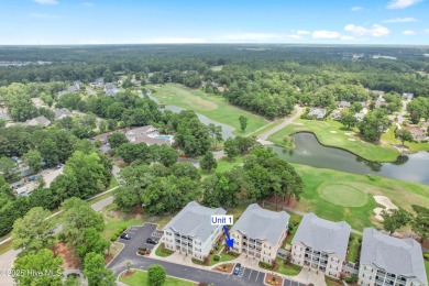 This 3 BR, 2.5 bathroom Osprey Ridge end unit condo in the on Sea Trail Golf Resort in North Carolina - for sale on GolfHomes.com, golf home, golf lot