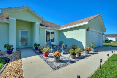 SMOKING HOT DEAL in Indian Lake Estates - Golf & Lake on Indian Lake Estates Golf and Country Club in Florida - for sale on GolfHomes.com, golf home, golf lot