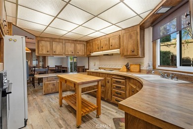 Discover incredible opportunity with this spacious 2 bedroom, 2 on The Club At Shenandoah Springs in California - for sale on GolfHomes.com, golf home, golf lot