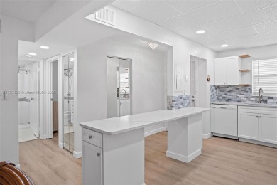 BEAUTIFUL 55+ GATED COMMUNITY! **REMODELED** unit featuring 2 on Inverrary Country Club in Florida - for sale on GolfHomes.com, golf home, golf lot